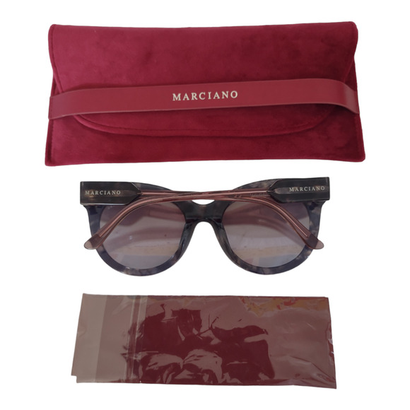 MARCIANO Cats Eyes Sunglasses Eyewear Cloth & Case Designer Accessories Retro - Picture 2 of 5
